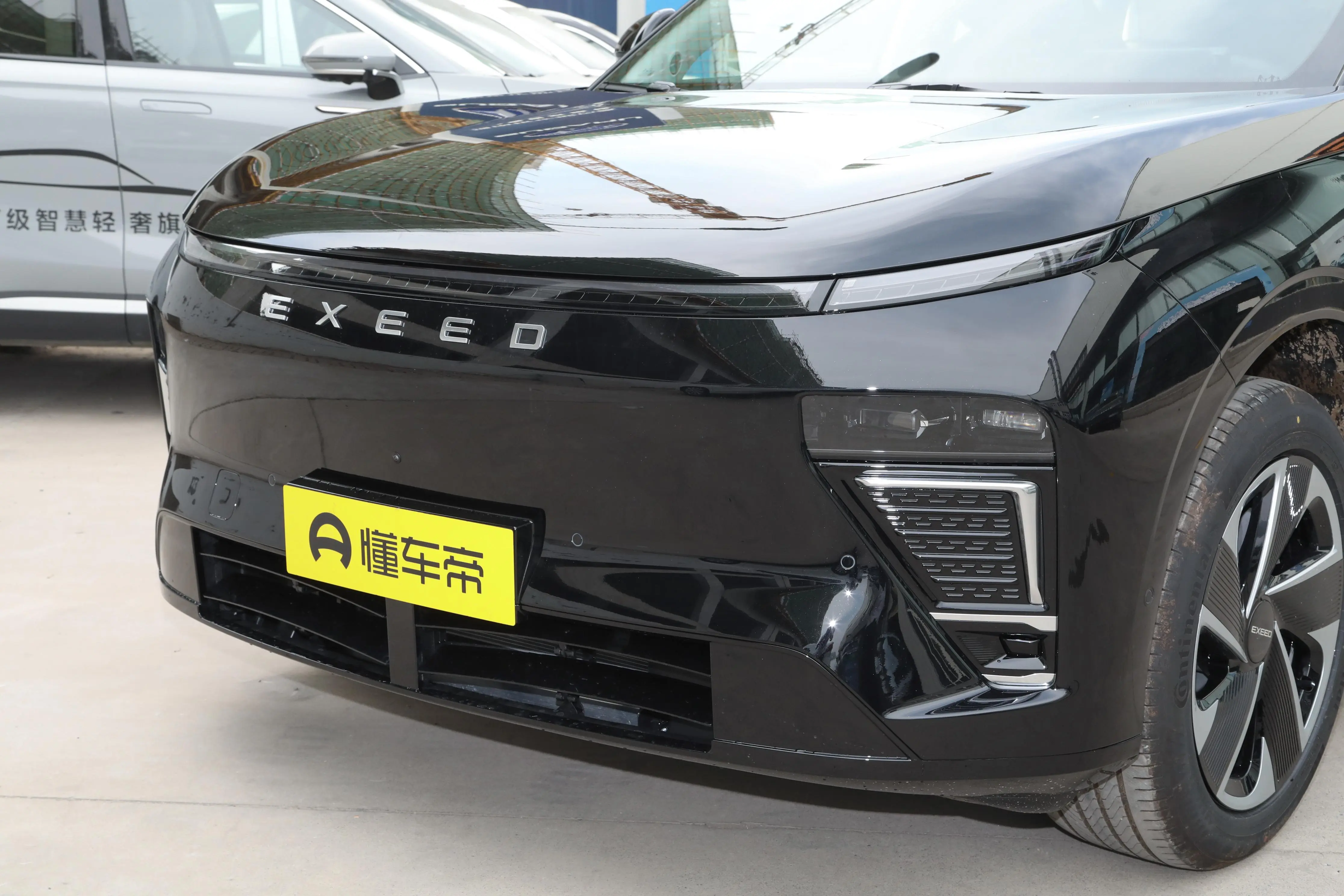 奇瑞再上硬菜，定位中大型SUV，综合续航1500km，星纪元ET能火吗