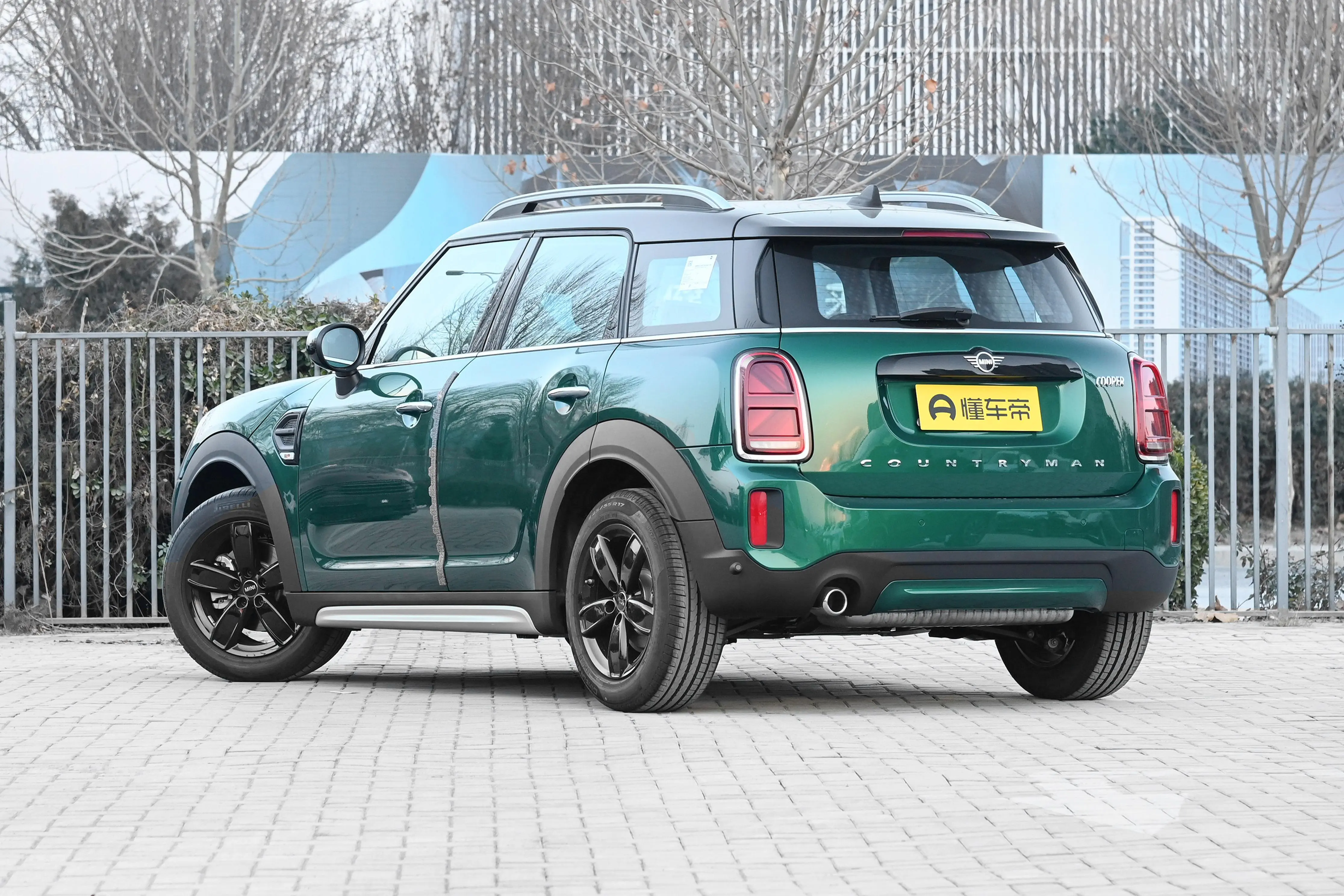 定位紧凑型SUV，搭载1.5T发动机！MINI COUNTRYMAN表现如何插图1