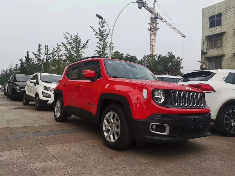 最经典的jeep小型suv:14t动力 四驱,造型呆萌与吉姆尼看齐