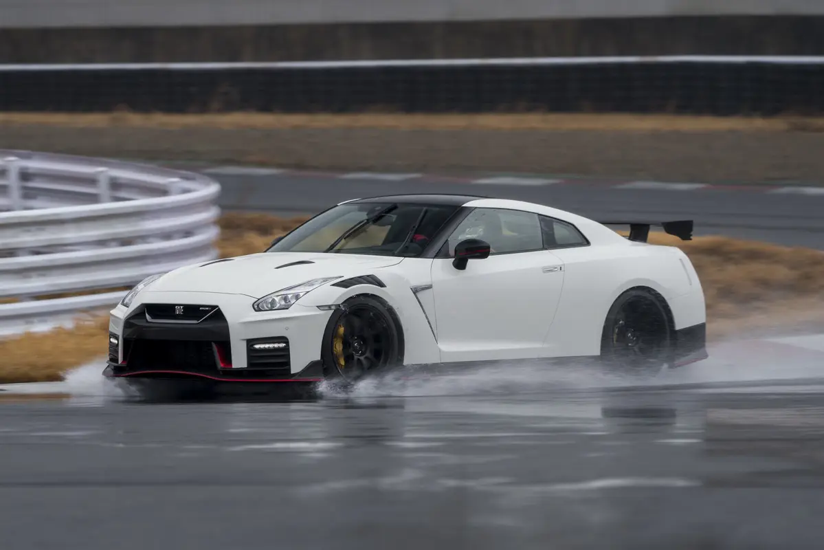 ずっと気になってた - 日産R35 GT-R - 激安販売品:16151円 - ブランド