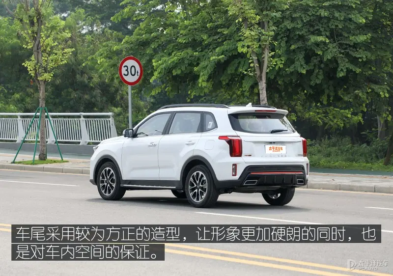 尺寸接近CR-V，颜值帅过RAV4，国产价格就能买！这辆合资有多值？插图22