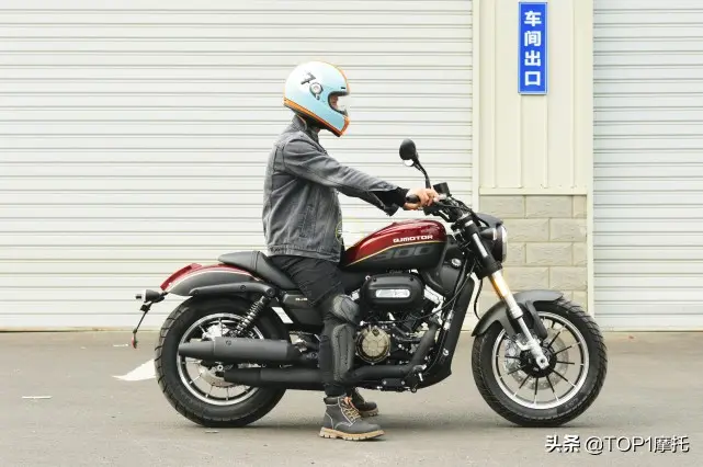 静若绅士 动若脱兔 QJMOTOR闪300S简单试驾插图2