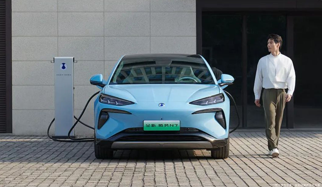 瑞驰EC75 2025款 客运 智行超充版-超越型I 52.16kWhOTA升级_智能互联_图5