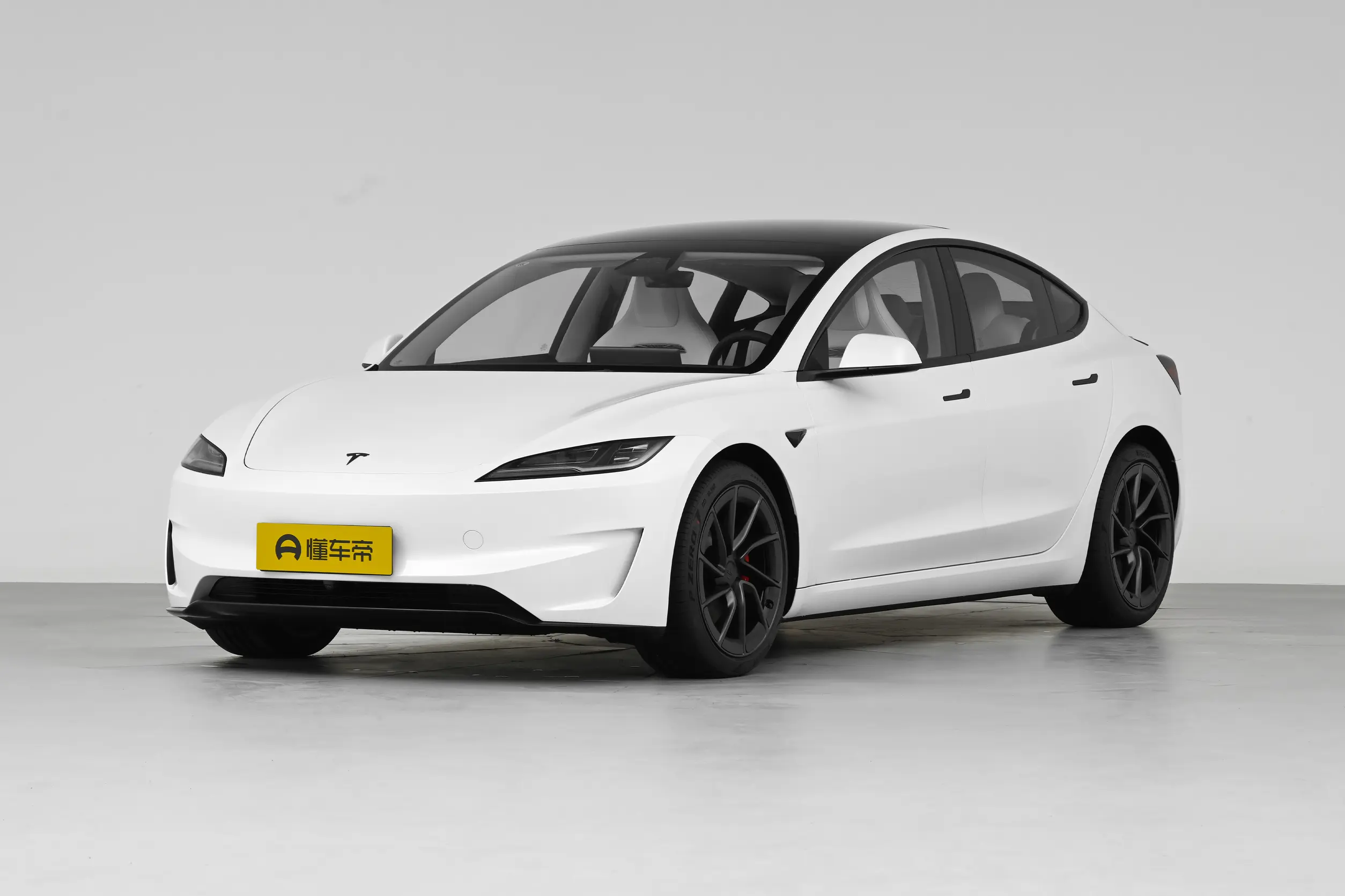2025款 Model 3