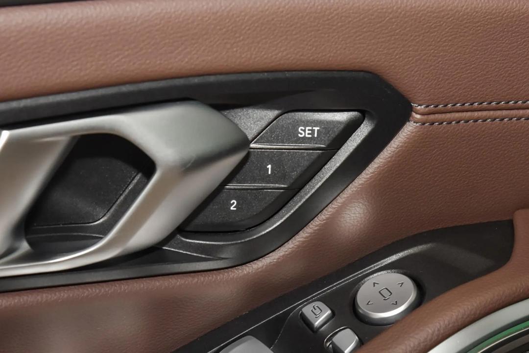 欢动 2009款 1.6L CVT豪华型外后视镜功能_玻璃/后视镜_图4