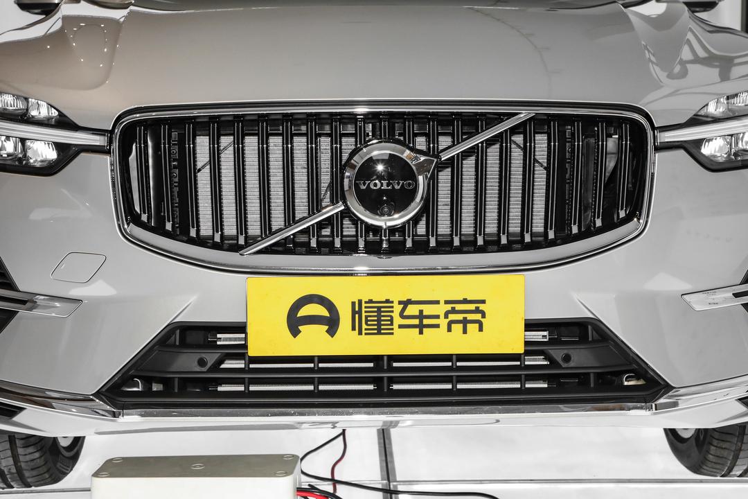 Volvo XC60 PHEV 2026, фото 10