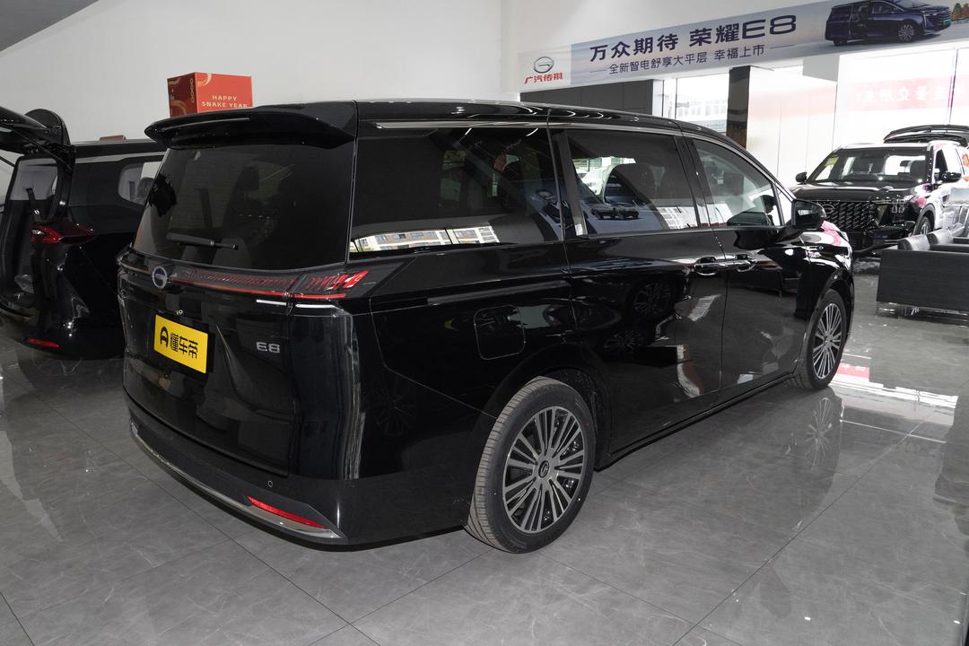 GAC E8 PHEV 2026, фото 6
