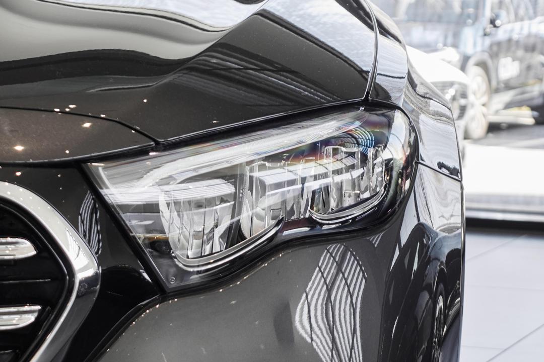 Mercedes-Benz E-Class 2026, фото 10