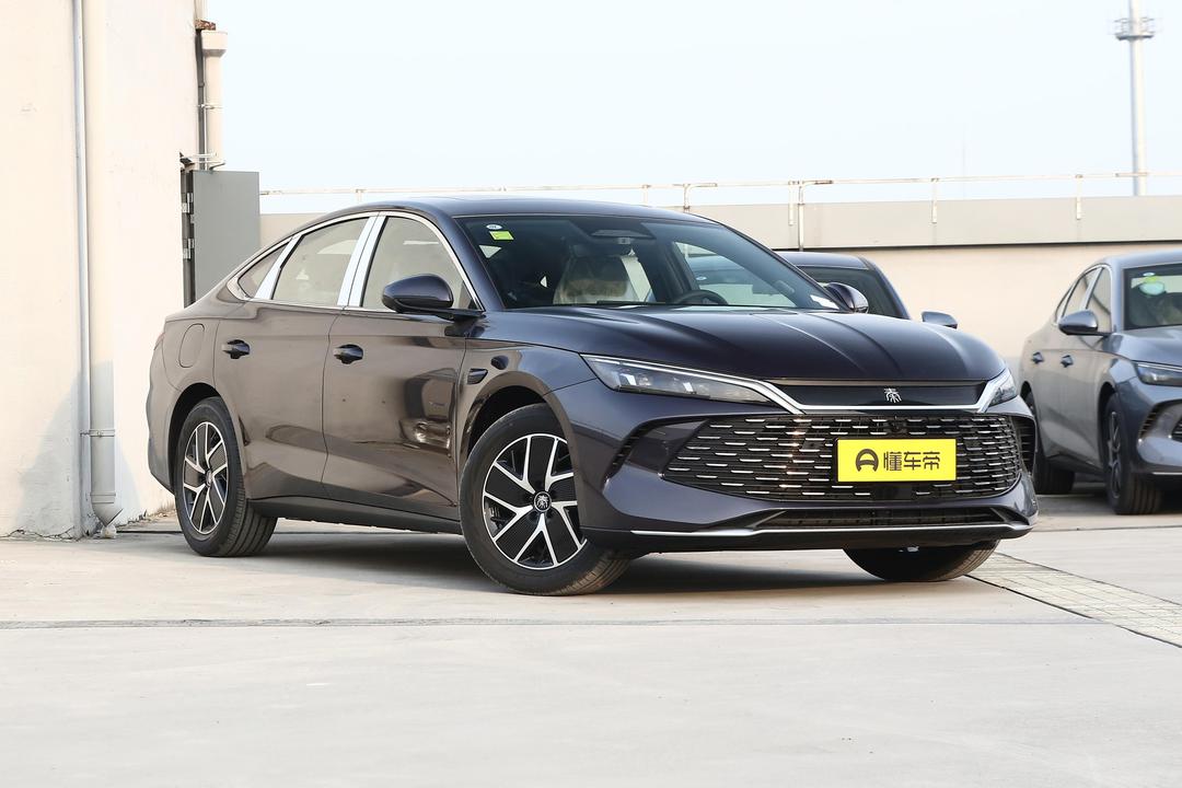 BYD Qin L DM 2026, фото 3