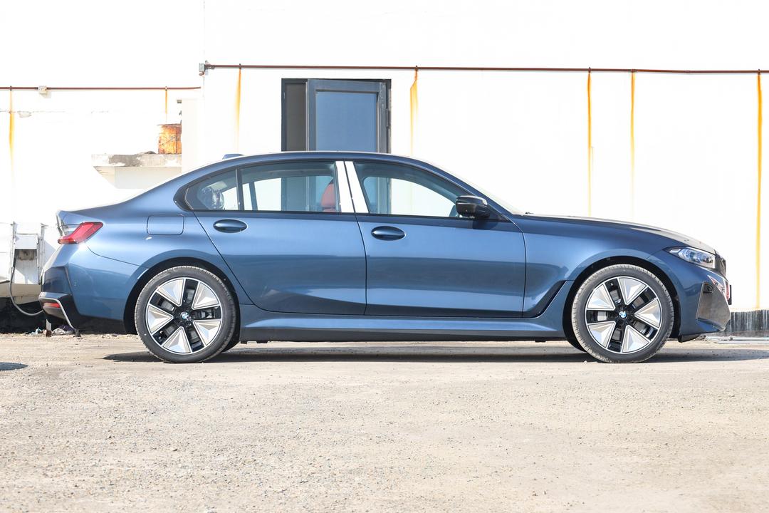 BMW i3 2026, фото 8