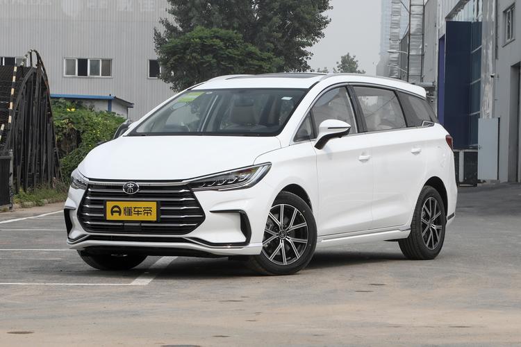 2022 DM-i 105KM Premium