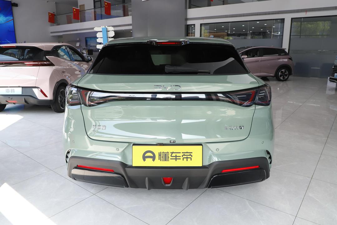 BYD Seal 06 GT 2026, фото 5
