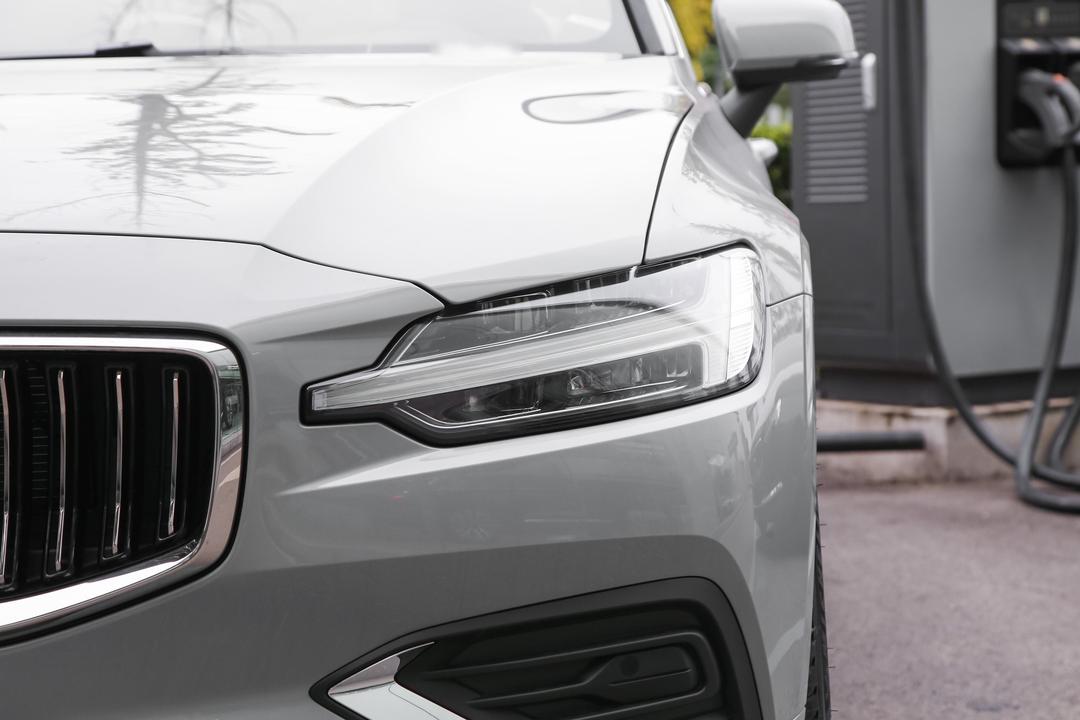 Volvo S60 2026, фото 11
