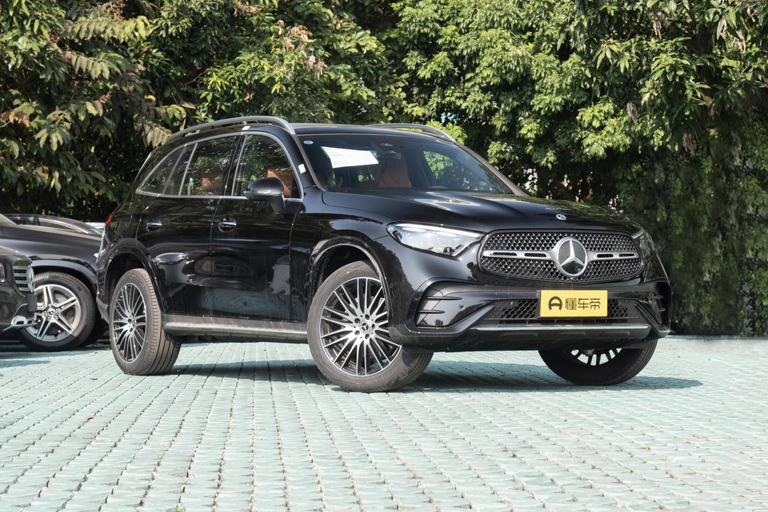 Mercedes-Benz GLC-Class 2026, фото 3