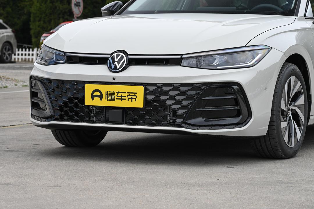 Volkswagen Passat 2026, фото 9
