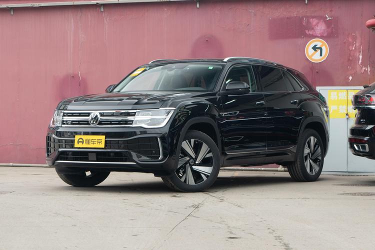 2023 530 V6 4WD Premium Luxury Edition