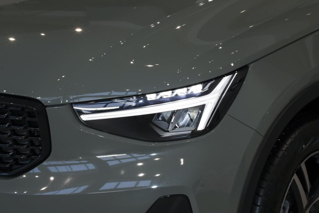 Volvo XC40 2026, фото 14