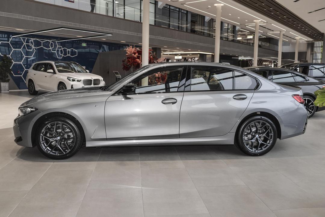 BMW 3 Series 2026, фото 4