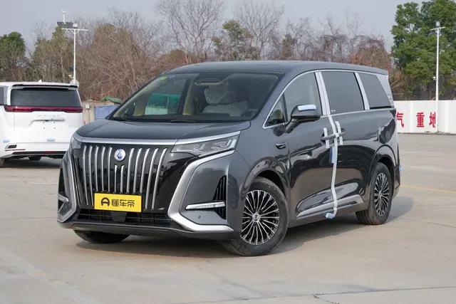 Denza D9 EV 2026 — купить из Китая под заказ