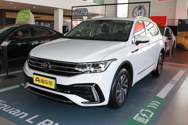 2023 430PHEV Plug-in Hybrid Premium Edition