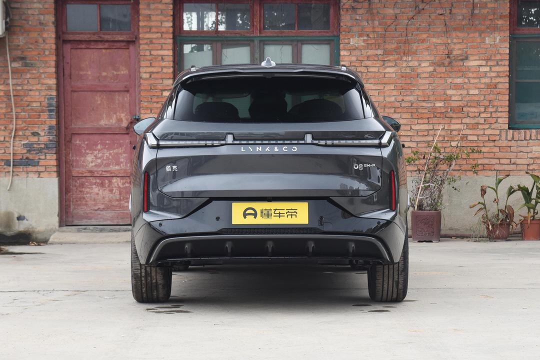 Lynk & Co 08 EM-P 2026, фото 6
