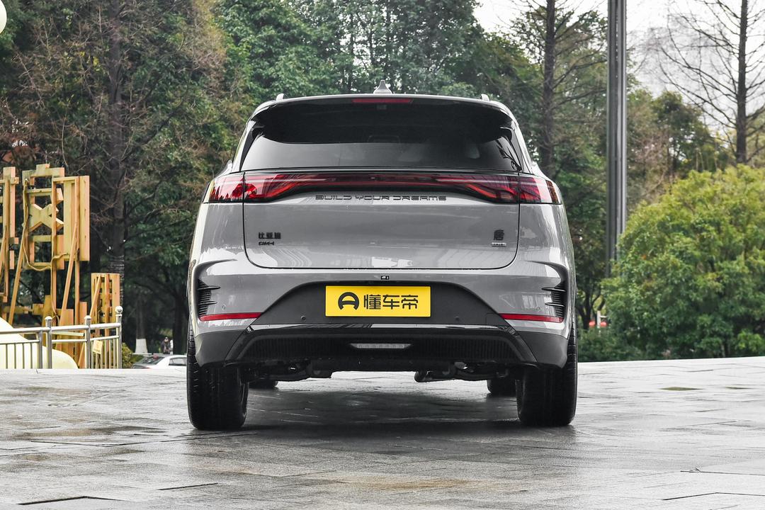 BYD Tang DM 2026, фото 6