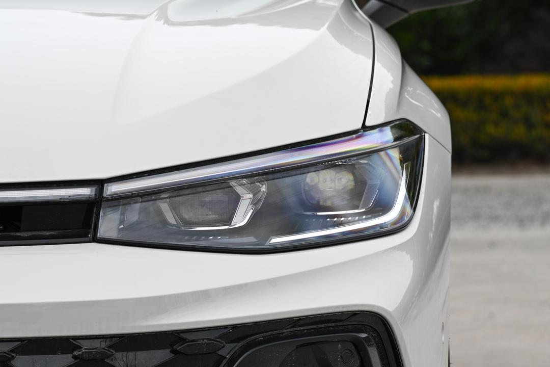Volkswagen Passat 2026, фото 11