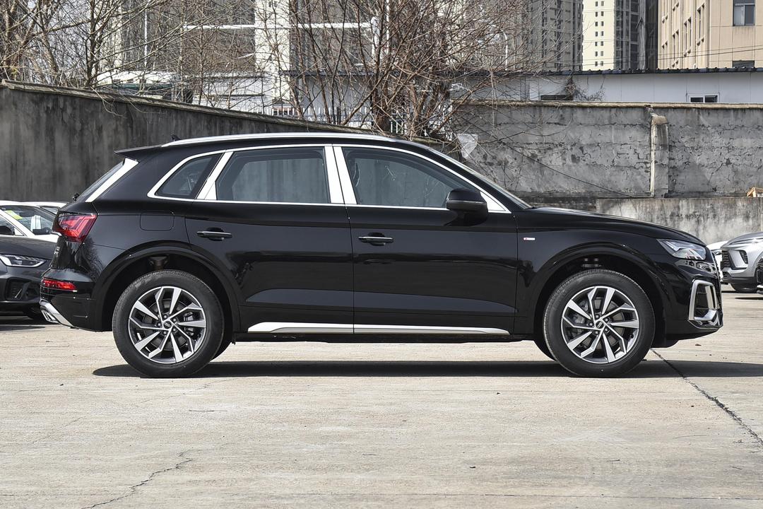 Audi Q5L 2026, фото 8