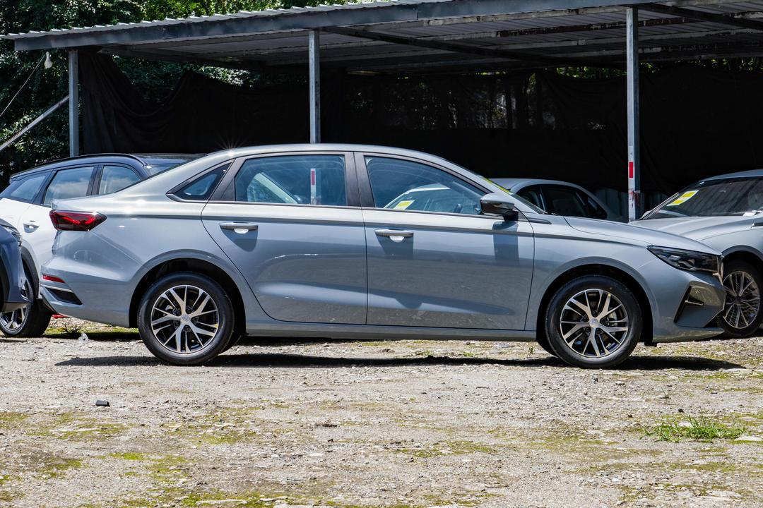 Geely Emgrand 2026, фото 8