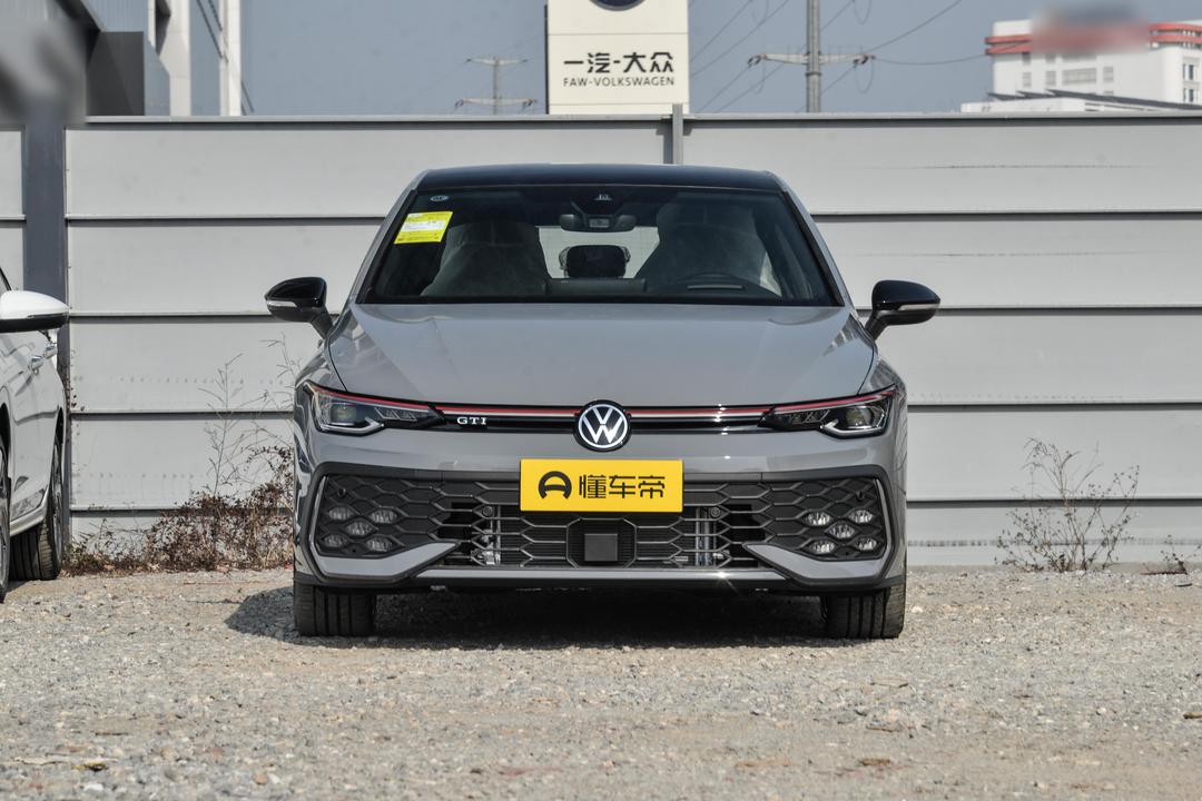 Volkswagen Golf GTI 2026, фото 2