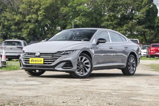 Volkswagen CC 2026 — купить из Китая под заказ