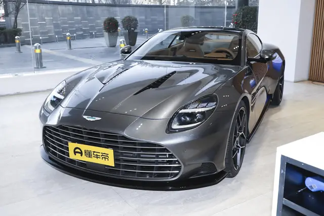 Aston Martin Vanquish 2026 — купить из Китая под заказ