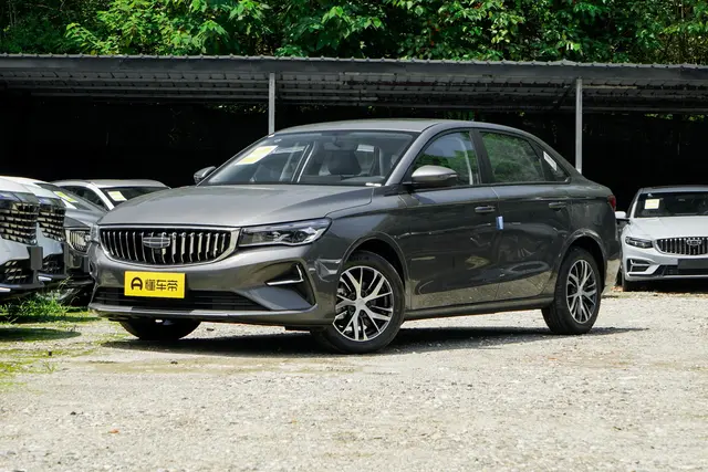 Geely Emgrand 2026 — купить из Китая под заказ