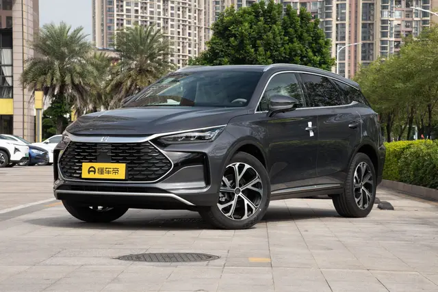 BYD Tang DM 2026 — купить из Китая под заказ
