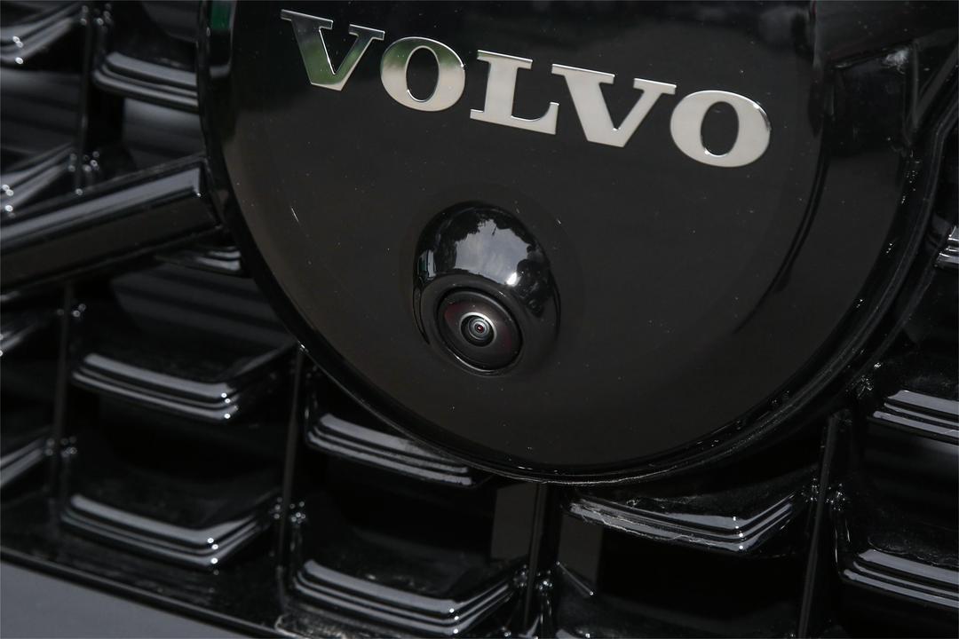 Volvo XC60 PHEV 2026, фото 15