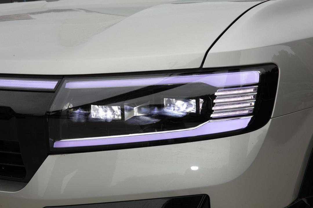 BYD Fangchengbao Leopard 8 2026, фото 14