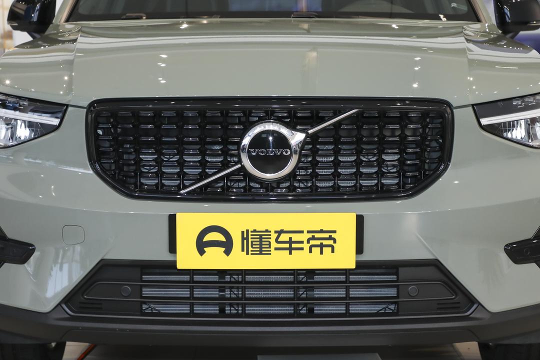 Volvo XC40 2026, фото 10