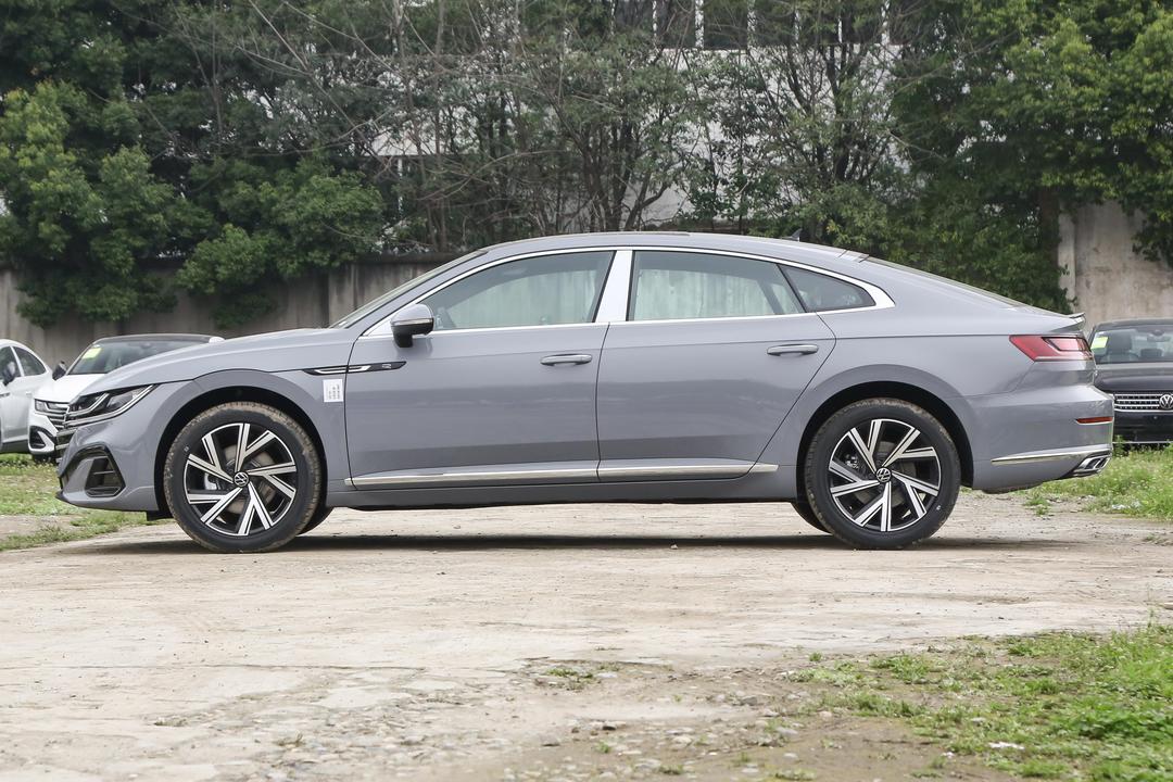 Volkswagen CC 2026, фото 4