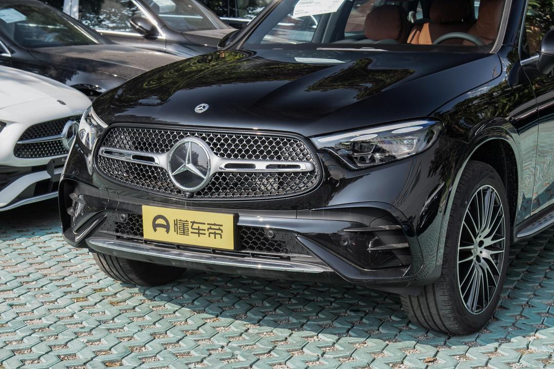Mercedes-Benz GLC-Class 2026, фото 9