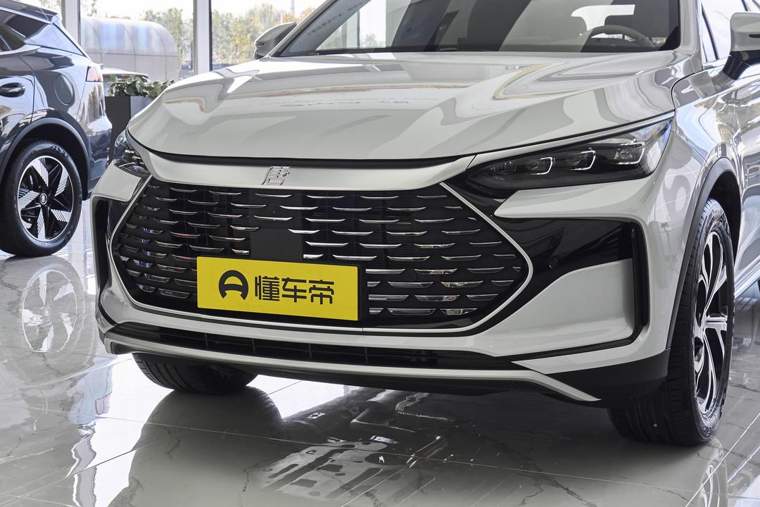 BYD Tang DM 2026, фото 8