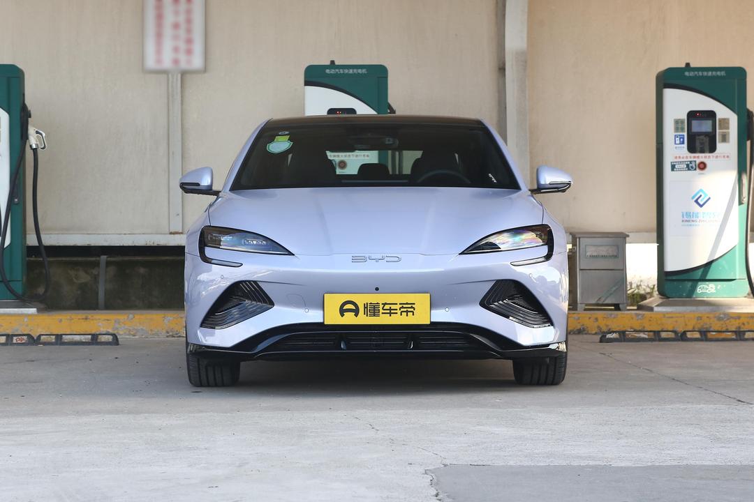BYD Seal 2026, фото 2