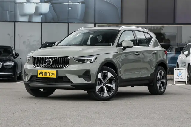 Volvo XC40 2026 — купить из Китая под заказ