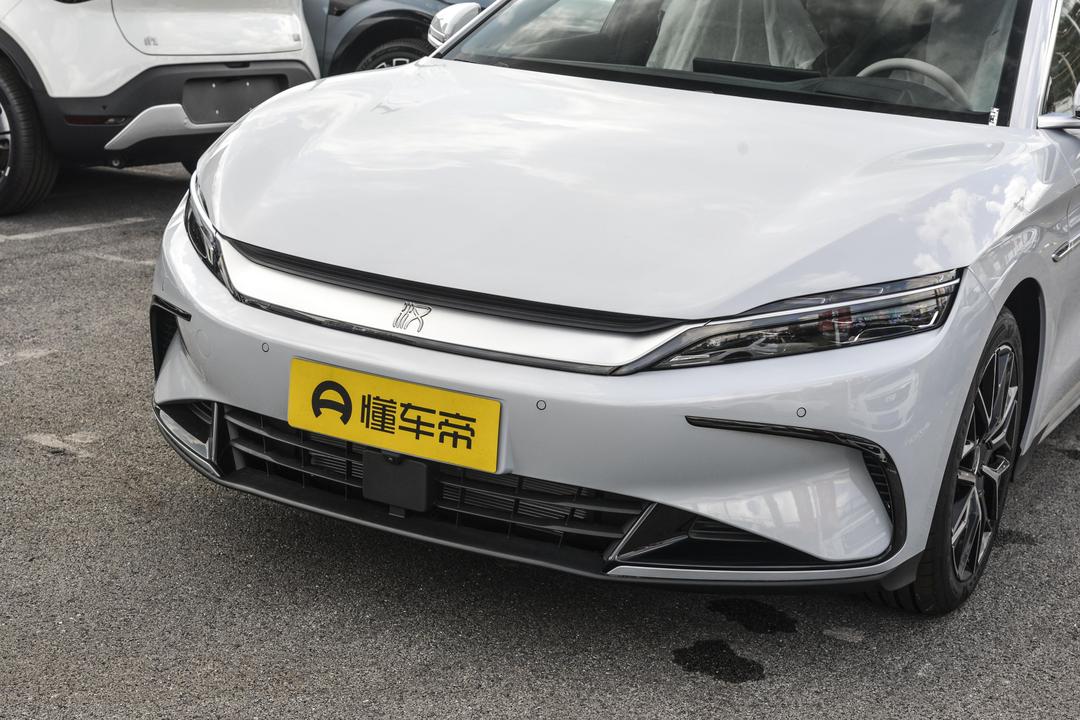 BYD Han DM 2026, фото 9