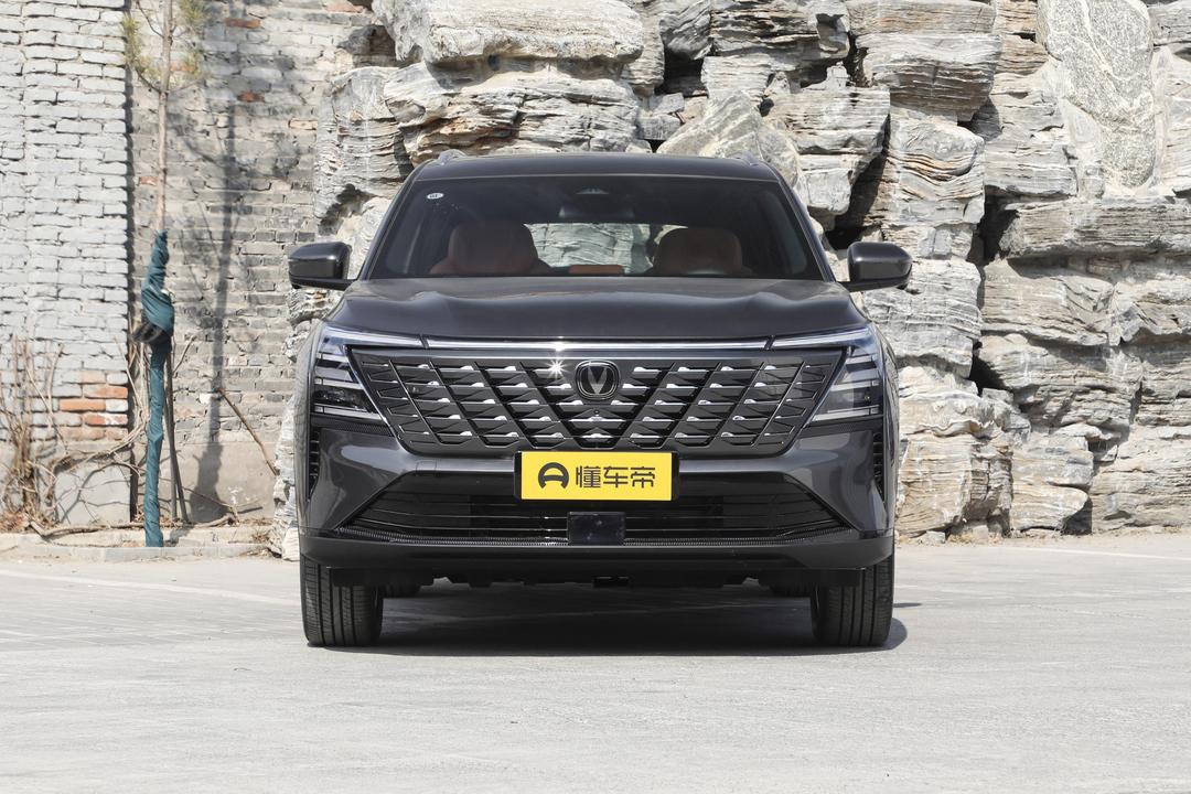 Changan CS75 PLUS 2026, фото 2
