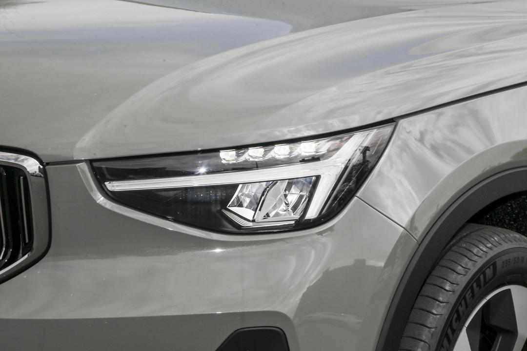 Volvo XC40 2026, фото 14