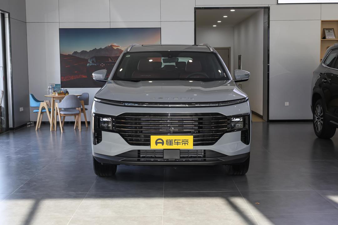 Jetour X70 PLUS 2026, фото 2