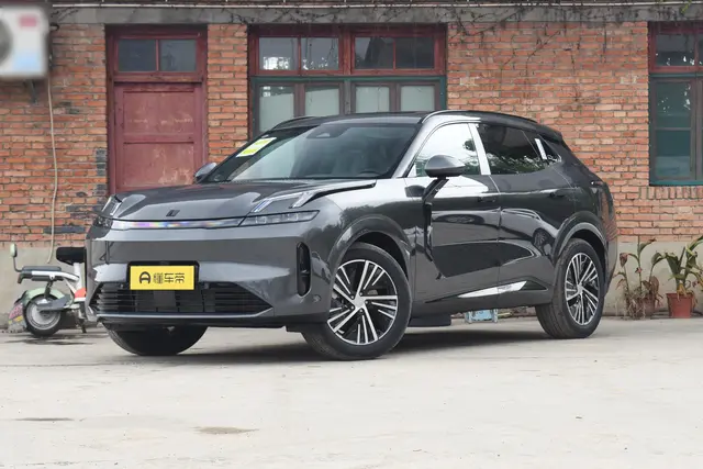 Lynk & Co 08 EM-P 2026 — купить из Китая под заказ