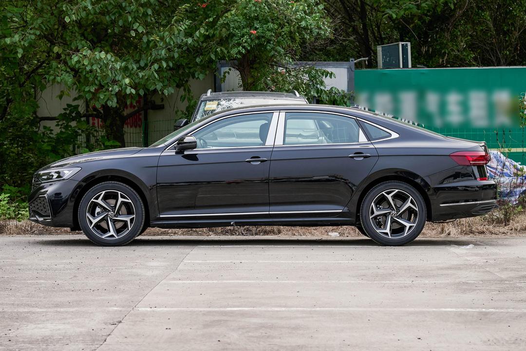 Volkswagen Passat 2026, фото 4
