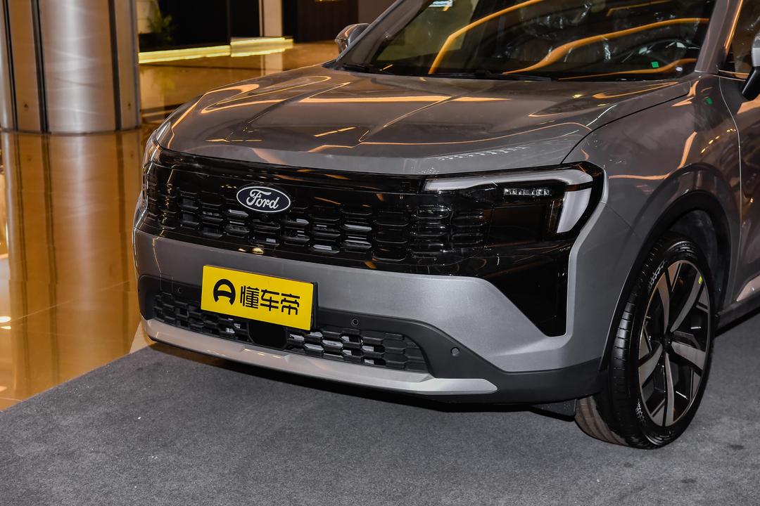 Ford EQUATOR Sport 2026, фото 8