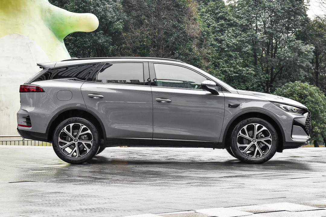 BYD Tang DM 2026, фото 8